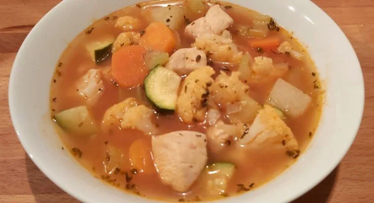 minestrone leves csirkemellel