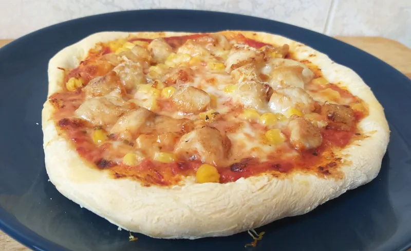kukoricás csirkés pizza