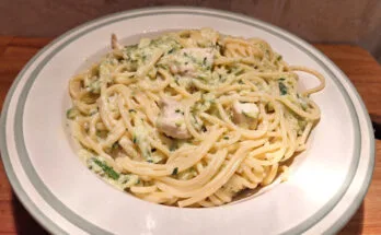 reszelt cukkinis tészta csirkemellel